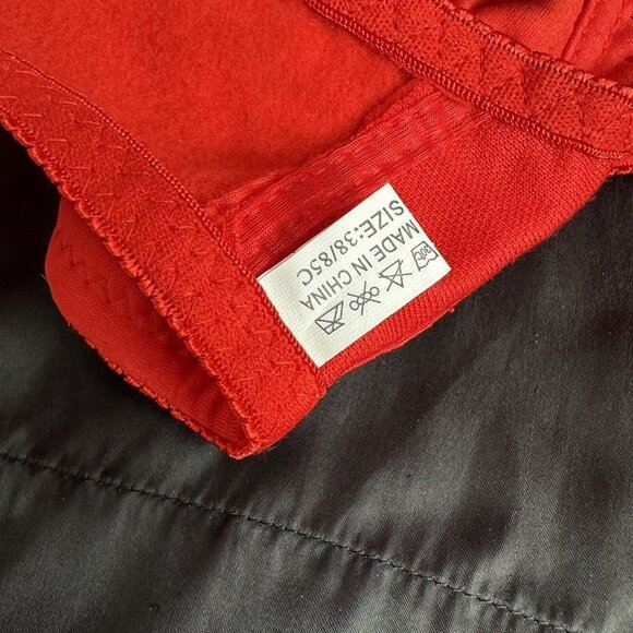 Red Bra 28C No Underwire Soft Comfortable Fit With Embroidered Floral Grapes - Picture 9 of 10